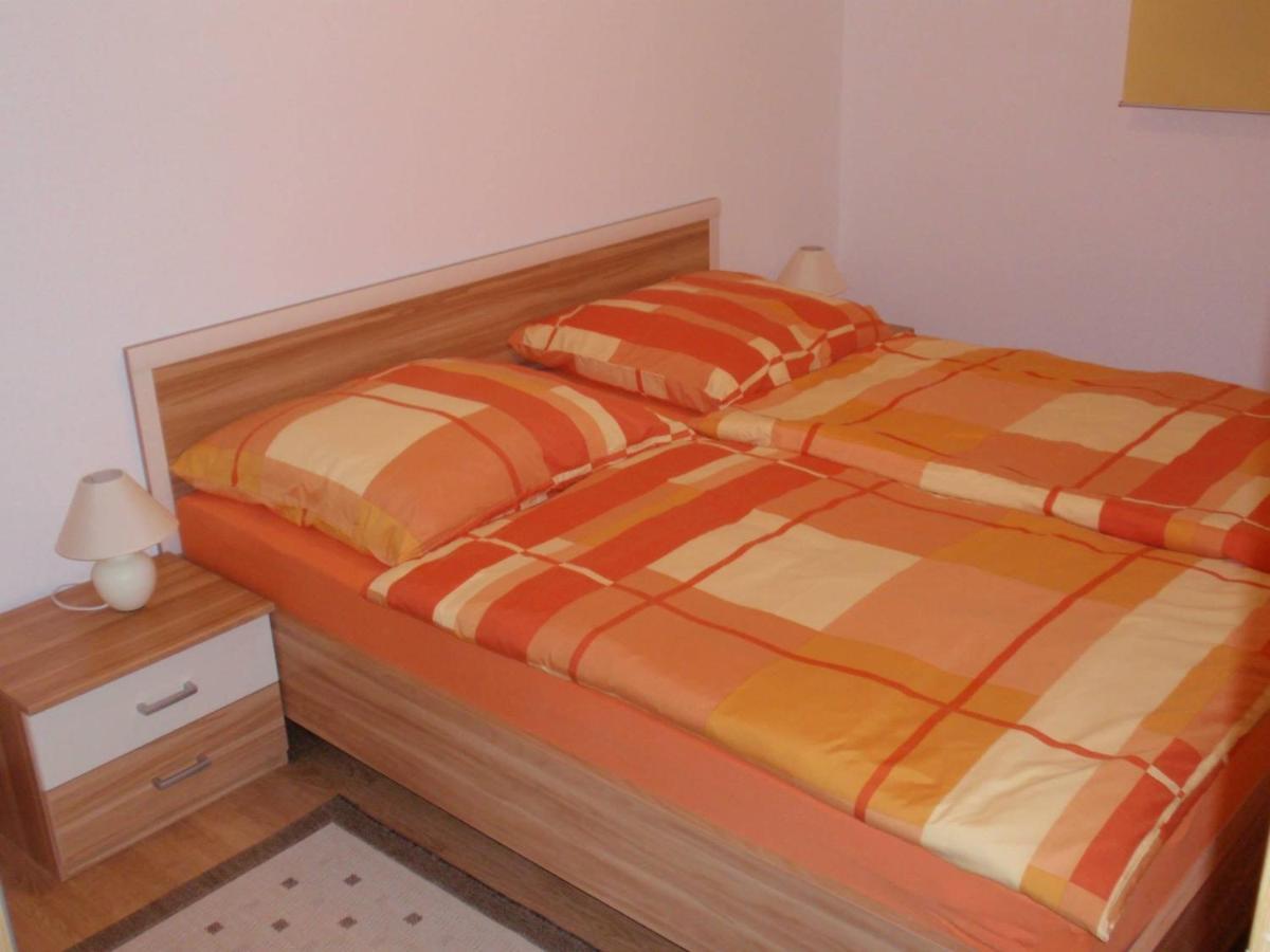 טרוגיר Apartmani Area Doma מראה חיצוני תמונה