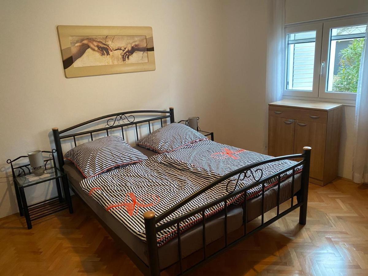 טרוגיר Apartmani Area Doma מראה חיצוני תמונה