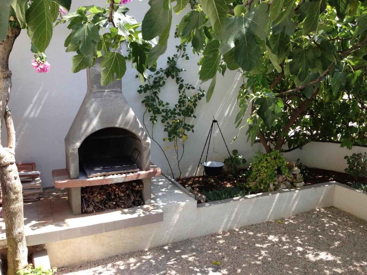 טרוגיר Apartmani Area Doma מראה חיצוני תמונה